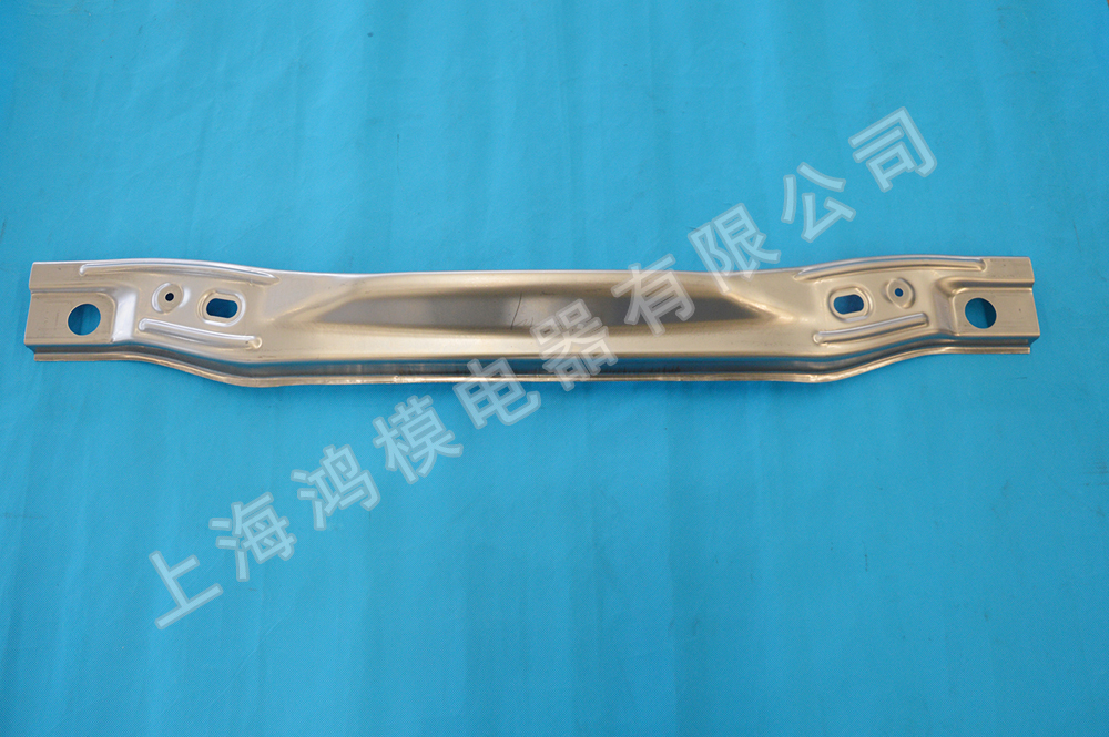 上海汽車 MG ZS 后防撞梁外板