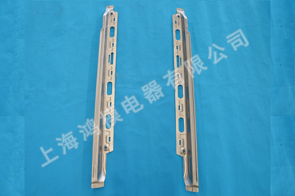 左/右前門腰部外加強板