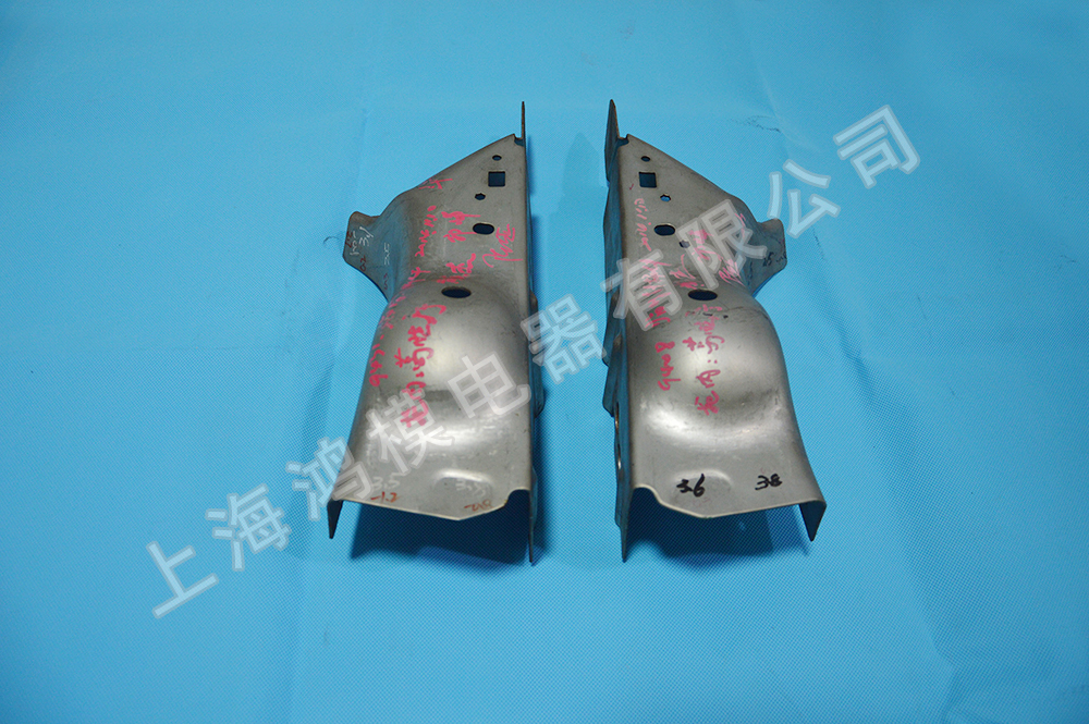 通用E-CAR項目后懸架安裝支架(左/右)